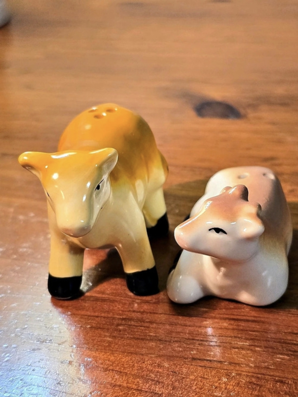 Vintage Ceramic Cow Salt and Pepper Shakers Farmhouse Mid Century